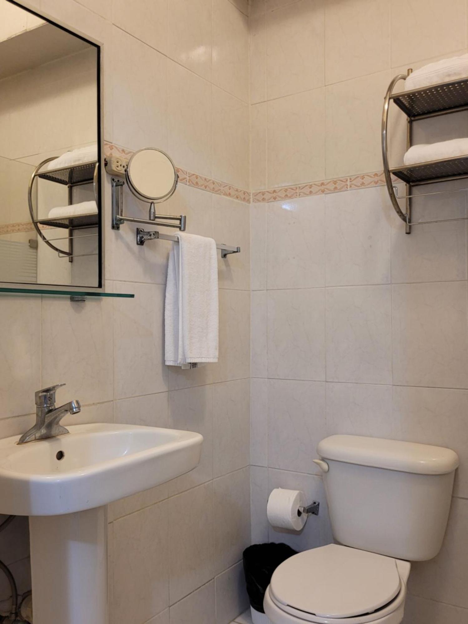 Aparta Hotel Drake Bolivar Santo Domingo Exteriör bild